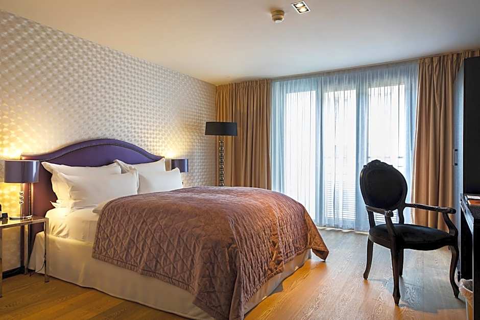 La Mansion Vi Vadi Hotel