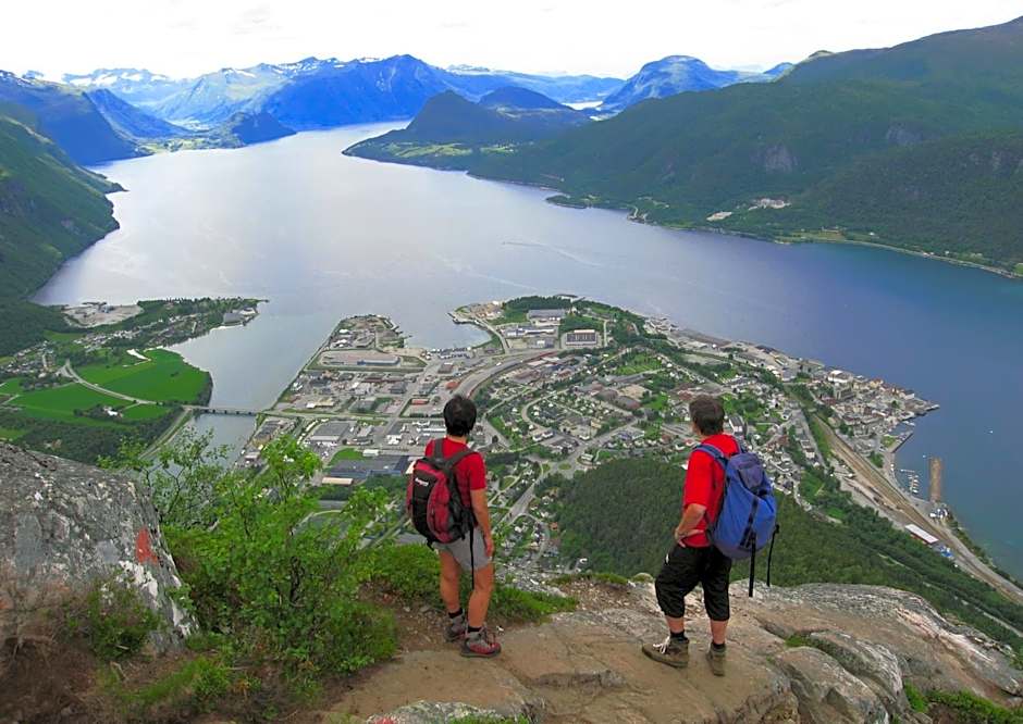 Grand Hotel  by Classic Norway Hotels