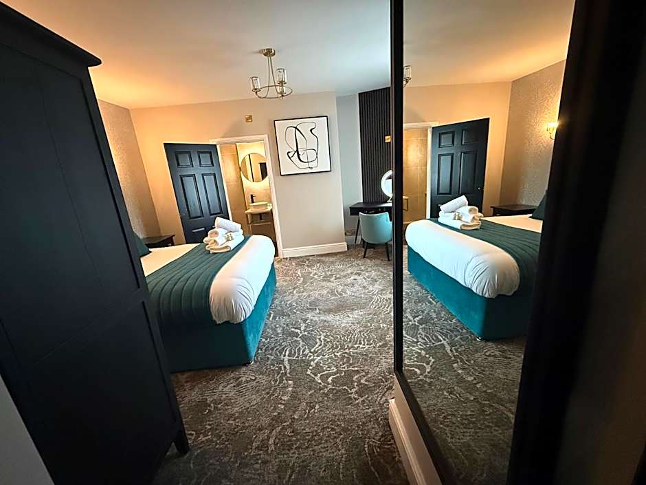 Lyons Woodlands Hall