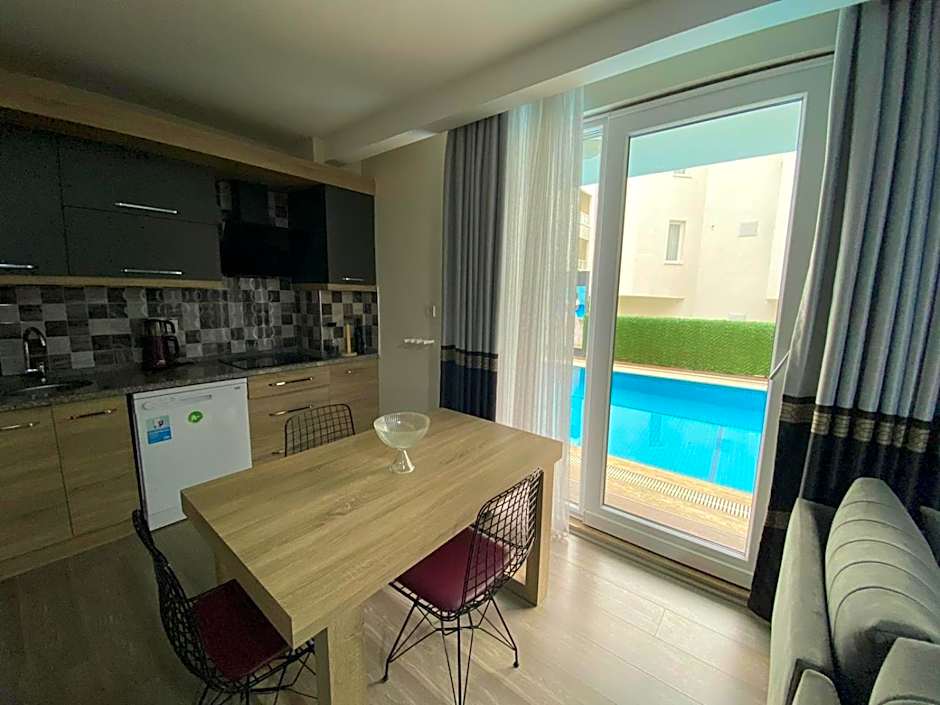 Elanis Suites