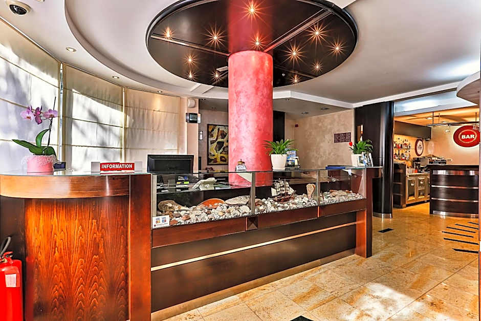 Hotel Max Prestige
