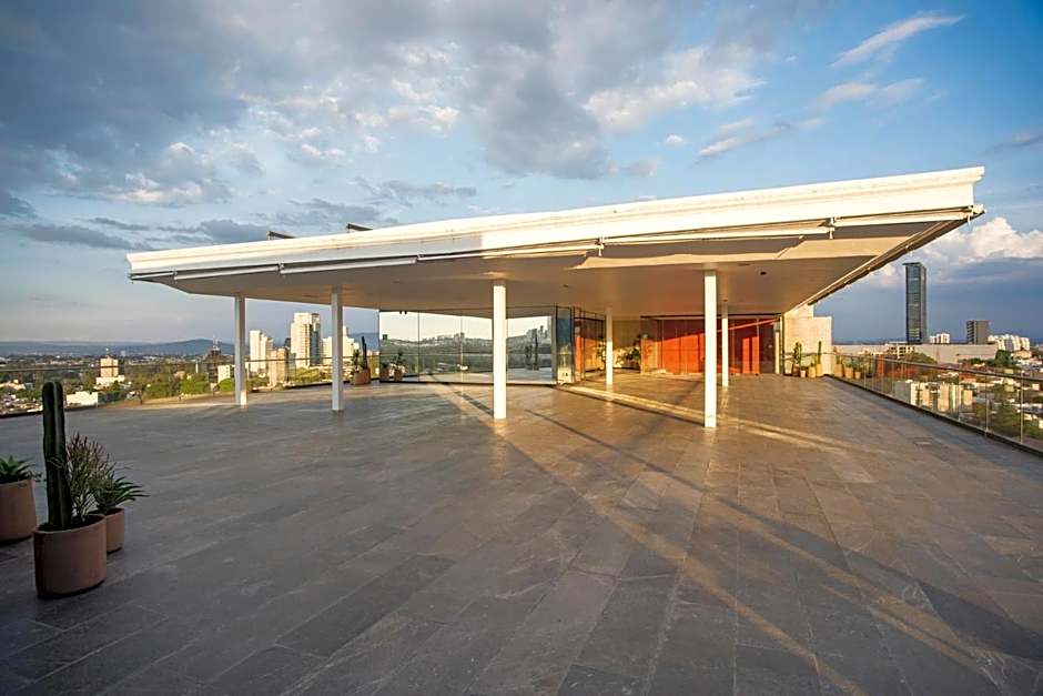 Voco Guadalajara Neruda By IHG