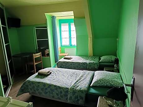 Twin Room with Bathroom