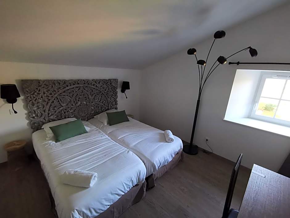 Logis Le Relais du Chapeau Rouge