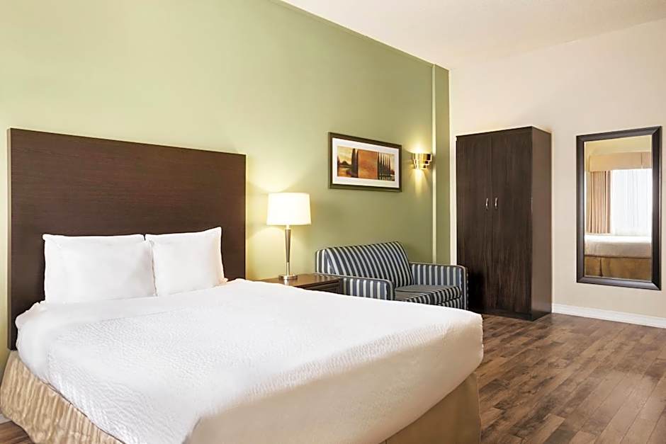 Days Inn by Wyndham Ste. Helene-de-Bagot