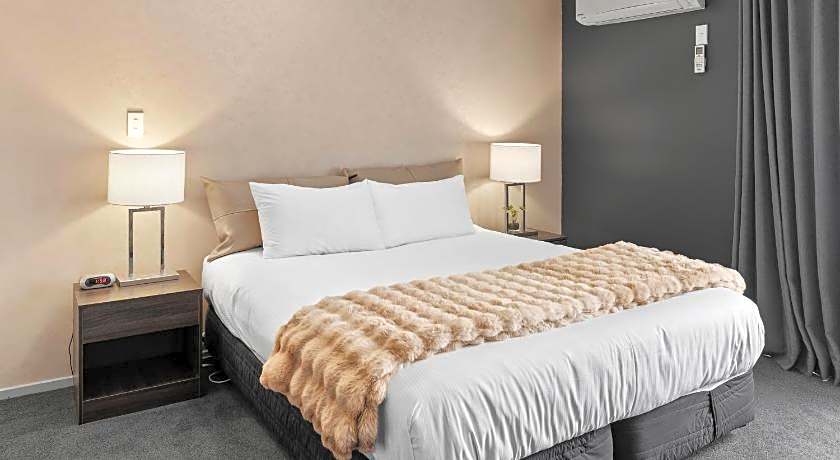 136 On Bealey Motel