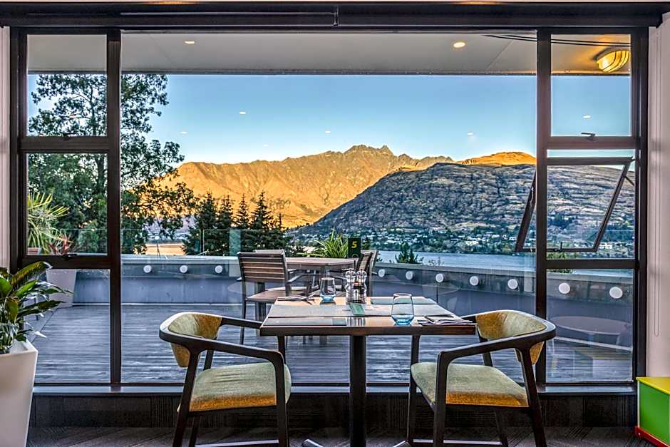 Holiday Inn Queenstown Frankton Road By IHG
