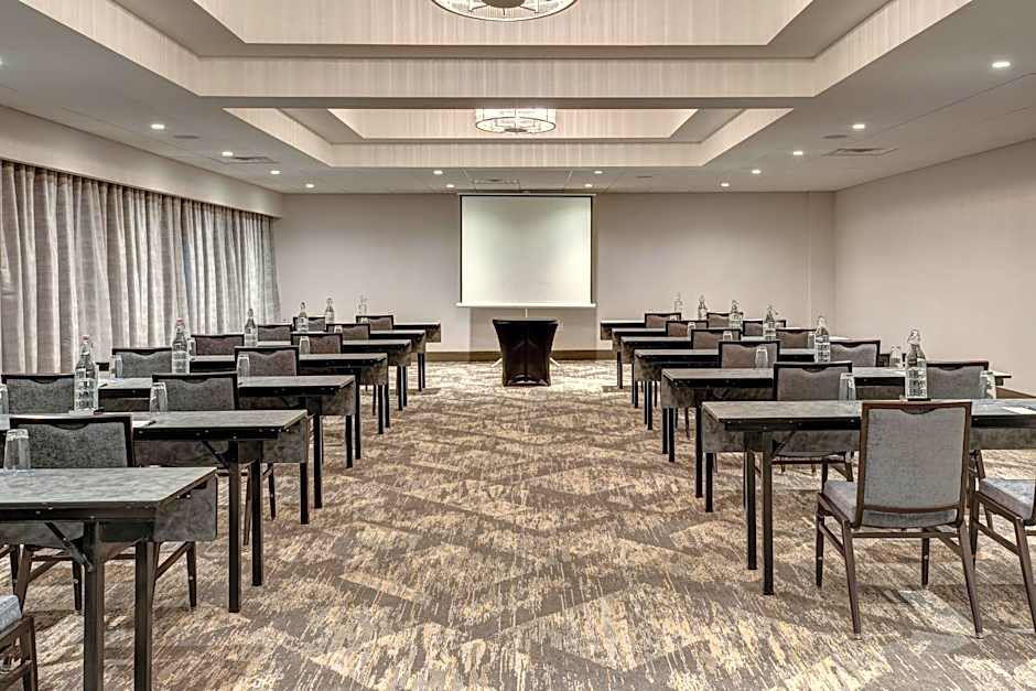 Sheraton Eatontown Hotel
