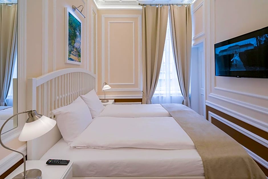 Revelton Suites Karlovy Vary