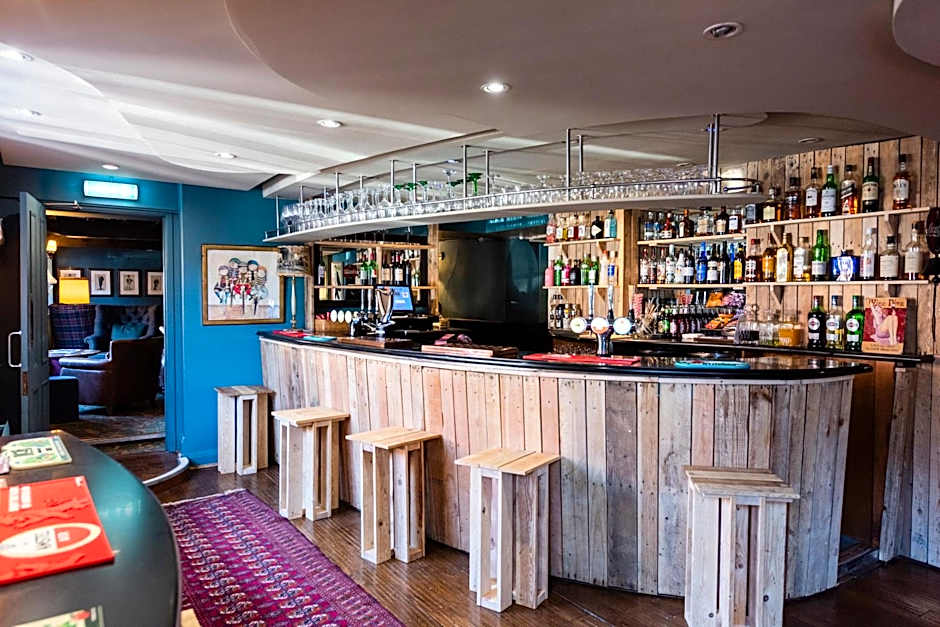 Brook Whipper-In Hotel