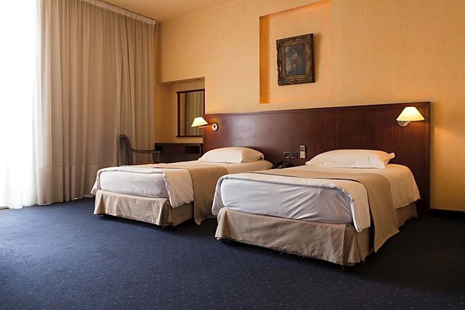 The Mayflower Hotel