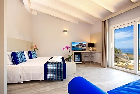 Large Junior Suite with Sea View