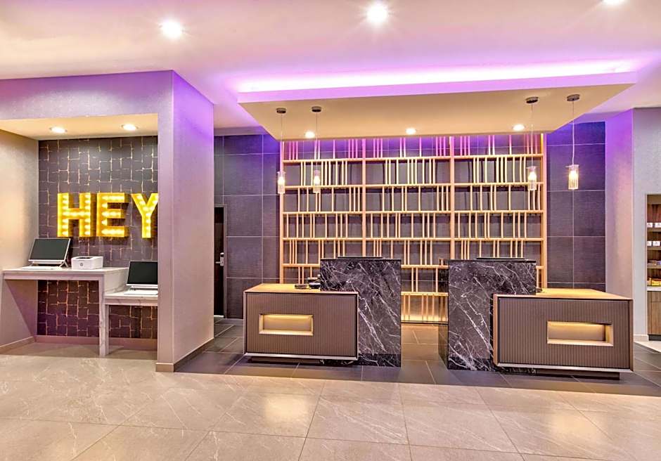 La Quinta Inn & Suites by Wyndham Terrell