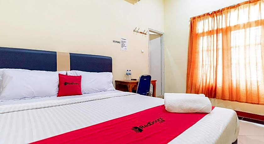 OYO 3767 Permata House