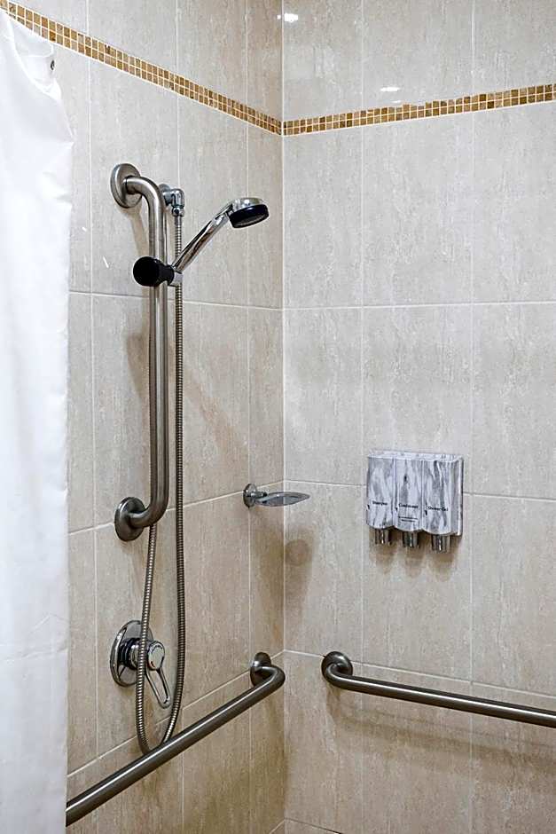 Hawkesbury Race Club Motel