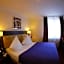 Hotel Famosa