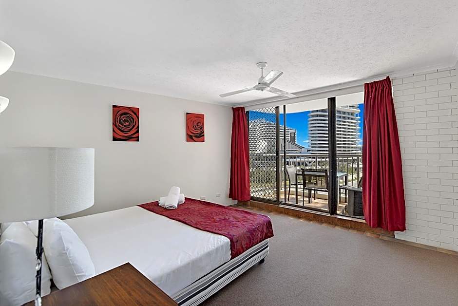 Broadbeach Travel Inn Apartments
