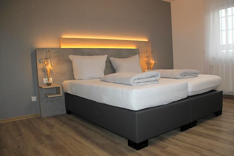 Hotel & Restaurant am Kirschberg