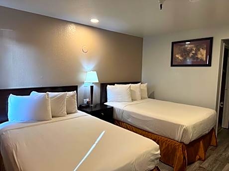 Travelodge by Wyndham Sacramento / Rancho Cordova