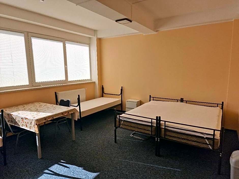 HOSTEL PARK-Dobraszczecińska