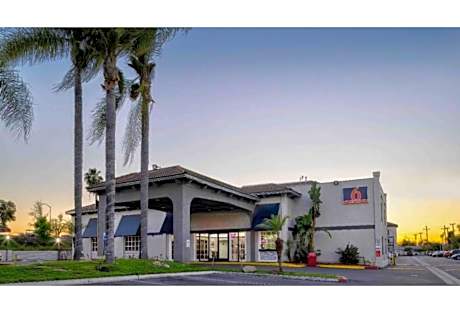 Motel 6 Artesia CA
