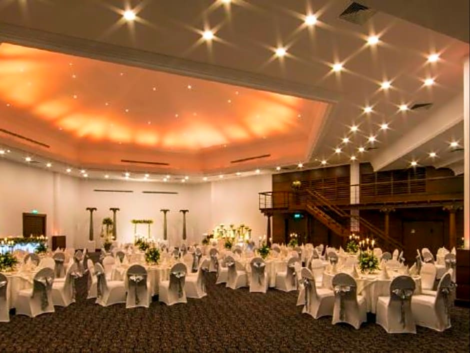 Tangerine Beach Hotel