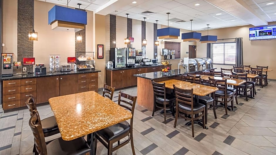 Best Western Plus Williston Hotel & Suites