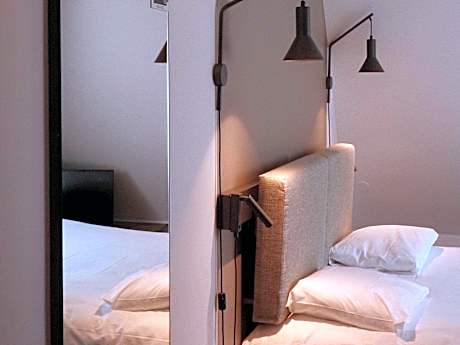 Standard Room with one double bed and one single bed