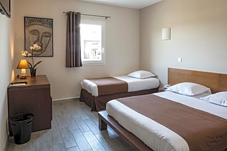 Triple Room