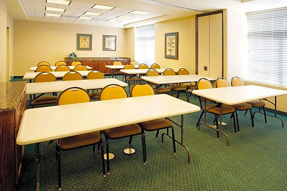 Extended Stay America Suites - Chesapeake - Greenbrier Circle
