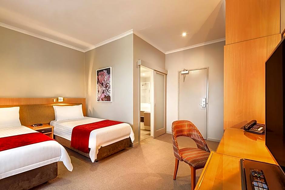 BEST WESTERN PLUS Travel Inn