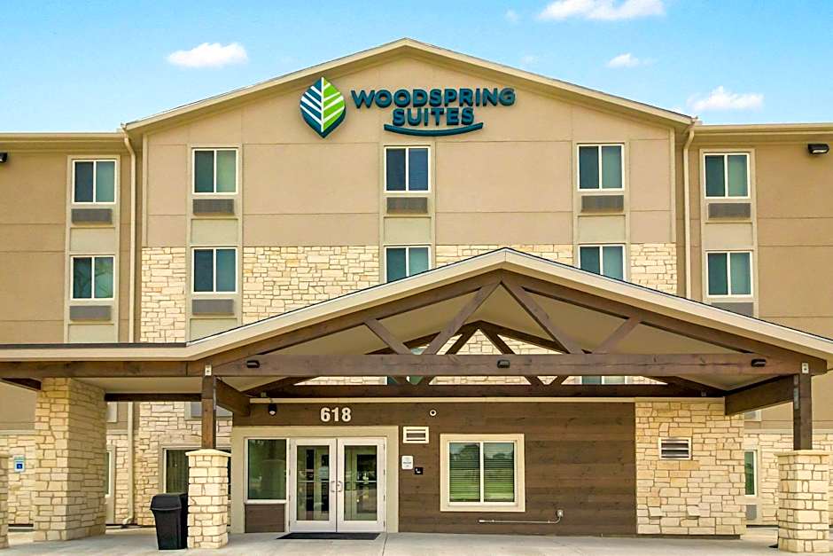 Woodspring Suites Lake Jackson
