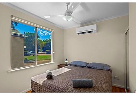 Superior 1 Bedroom Cabin