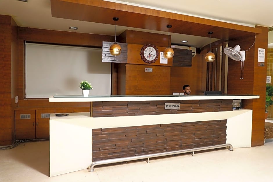 Hotel Hadi Rani Palace