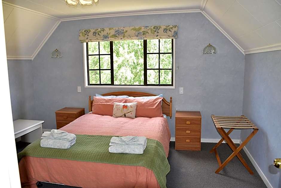 Creel House Bed and Breakfast