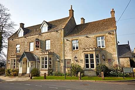 Royal George Hotel by Greene King Inns