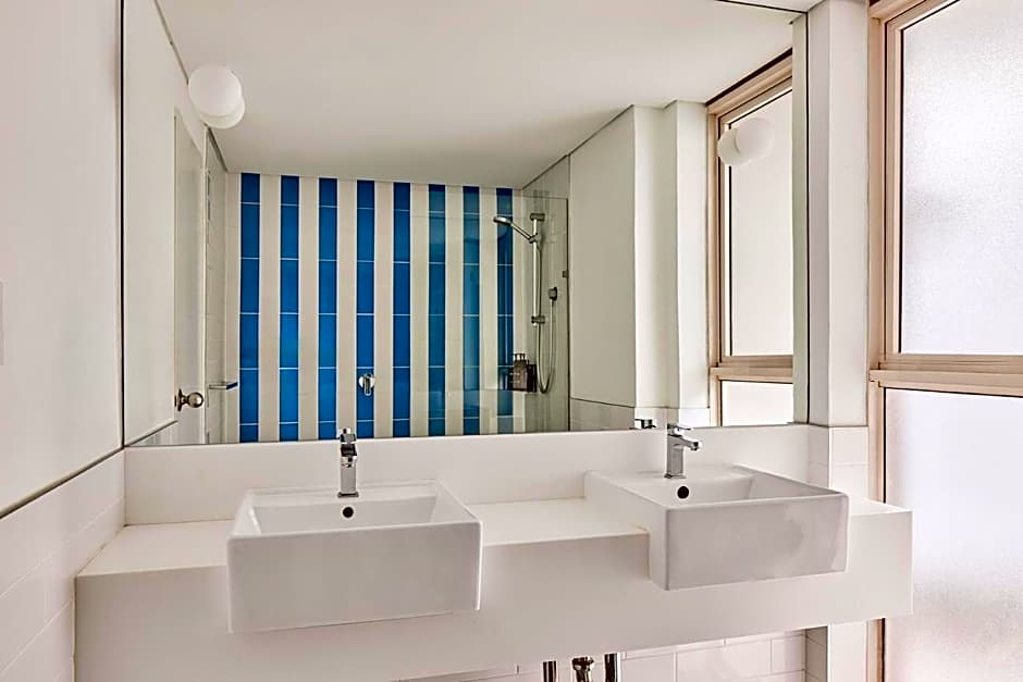 Rydges Cro''a Beachside