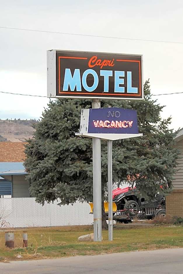 Capri Motel