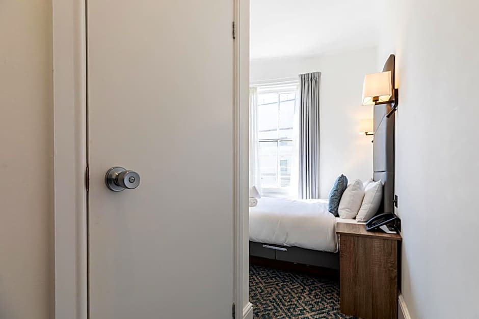 The Chapter Hotels - The J Hyde Park