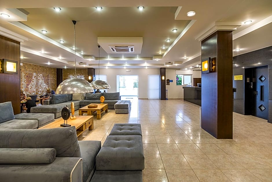 SENSEANA Sea Side Resort & Aquadventure