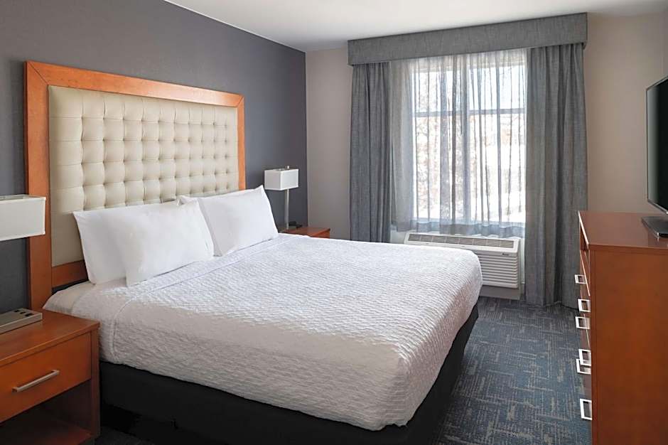 Homewood Suites by Hilton Gateway Hills Nashua