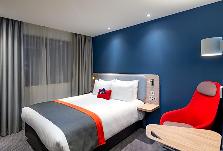 Holiday Inn Express - London Heathrow T4 By IHG