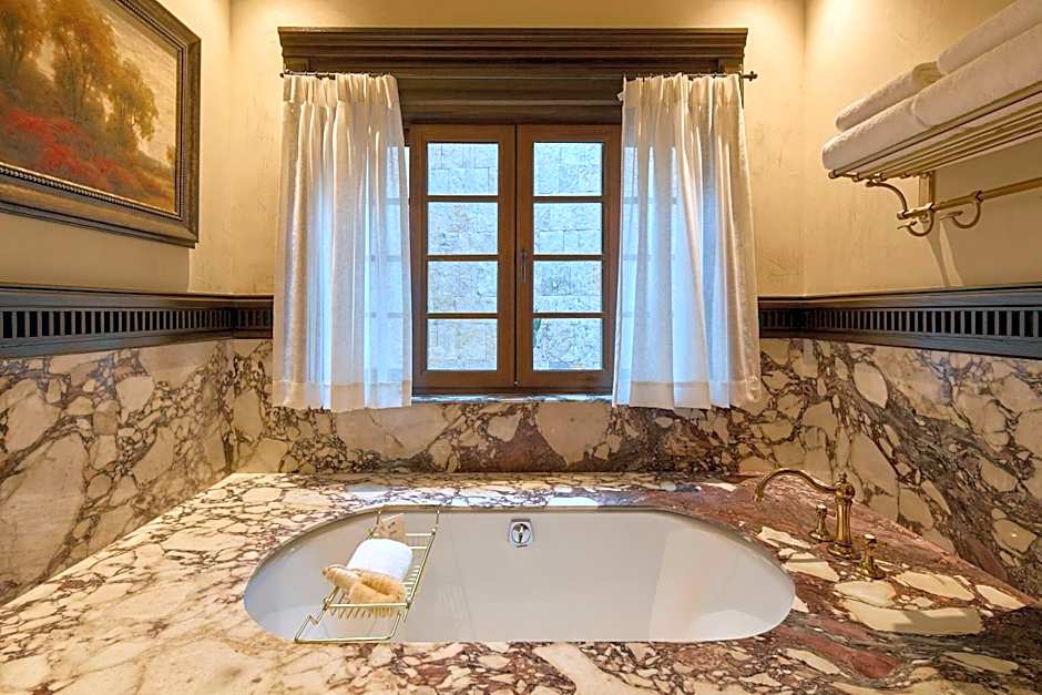 Todos Santos Boutique Hotel