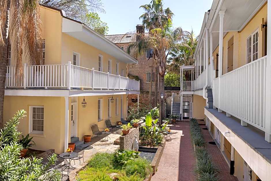 Dauphine Orleans Hotel