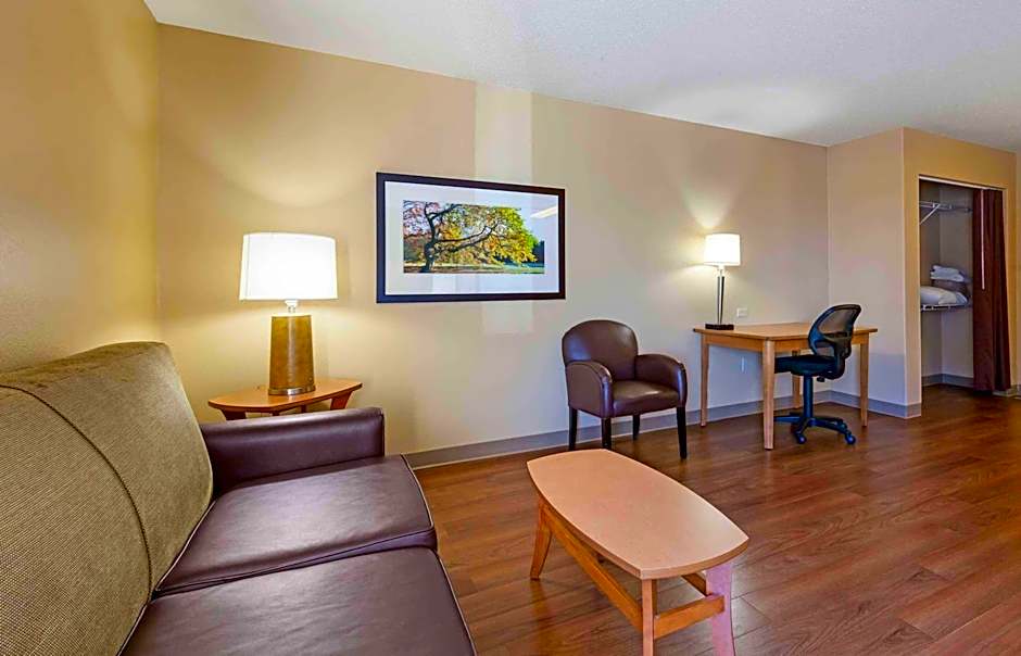 Extended Stay America Select Suites - Madison - Old Sauk Rd.