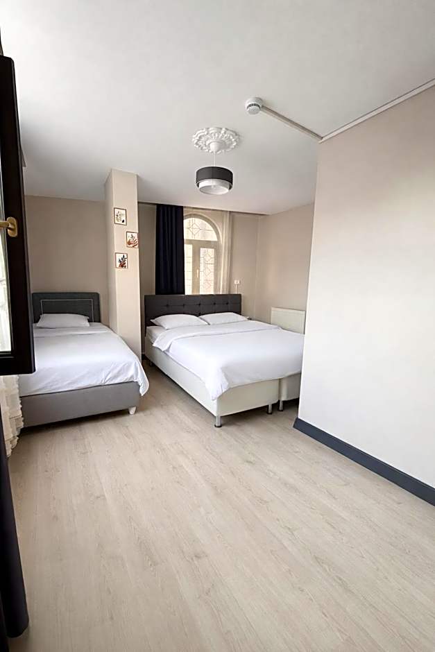 Photo 1 of 5 of Triple Room