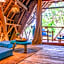 Kameleon Blue Arts Lodge