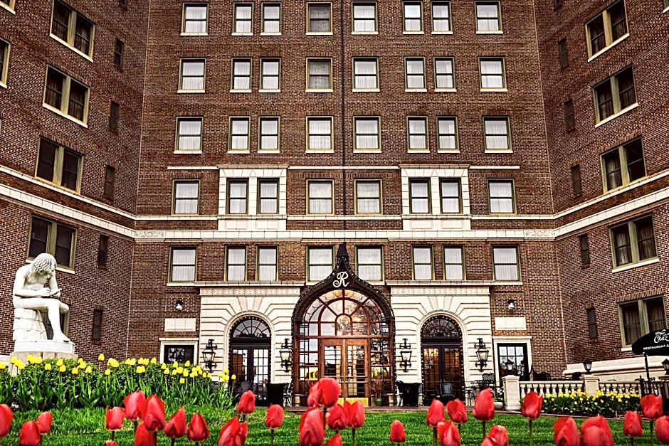 The Raphael Hotel, Autograph Collection by Marriott