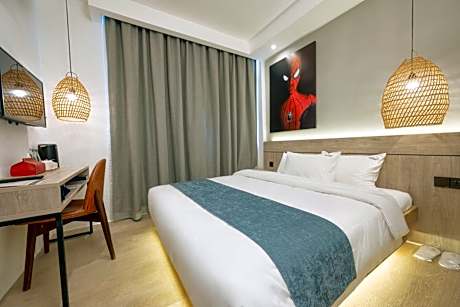 Deluxe King Room