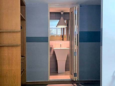 Deluxe Double Studio